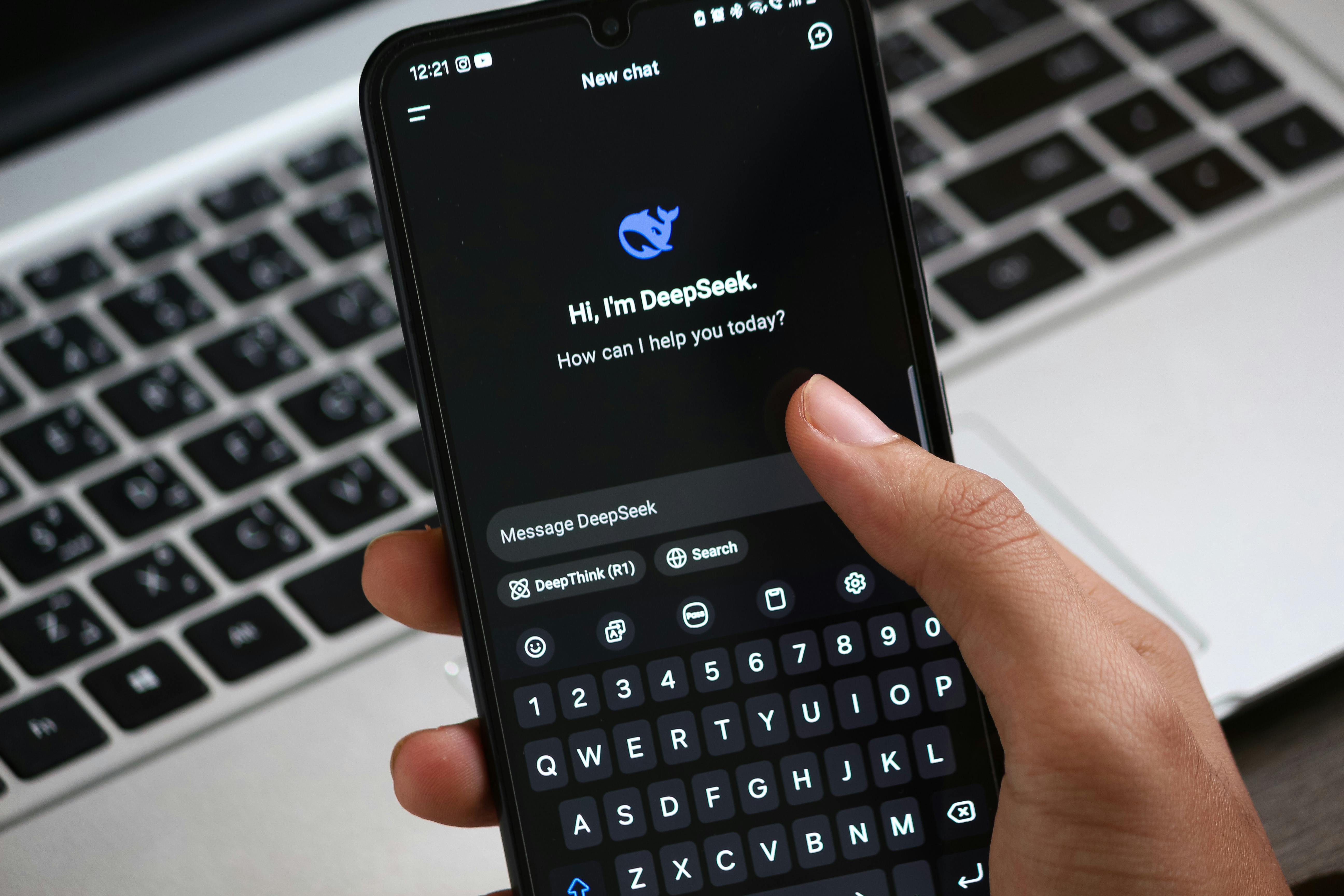 Top Mobile Design Trends for 2025